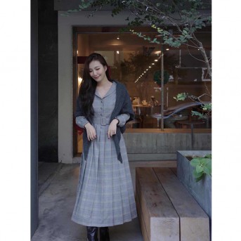 高訂格子手工製洋裝 ( 依實際報價，意者請洽IG )